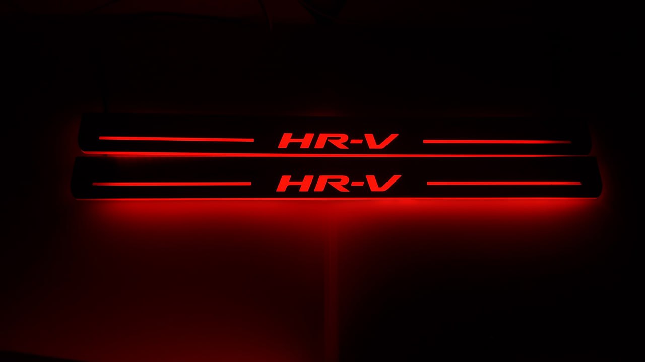 Illuminated LED Door Sill Tread Plates Honda HR-V II 2013-2022 With HR-V Logo Honda Led Door Sills opdesign