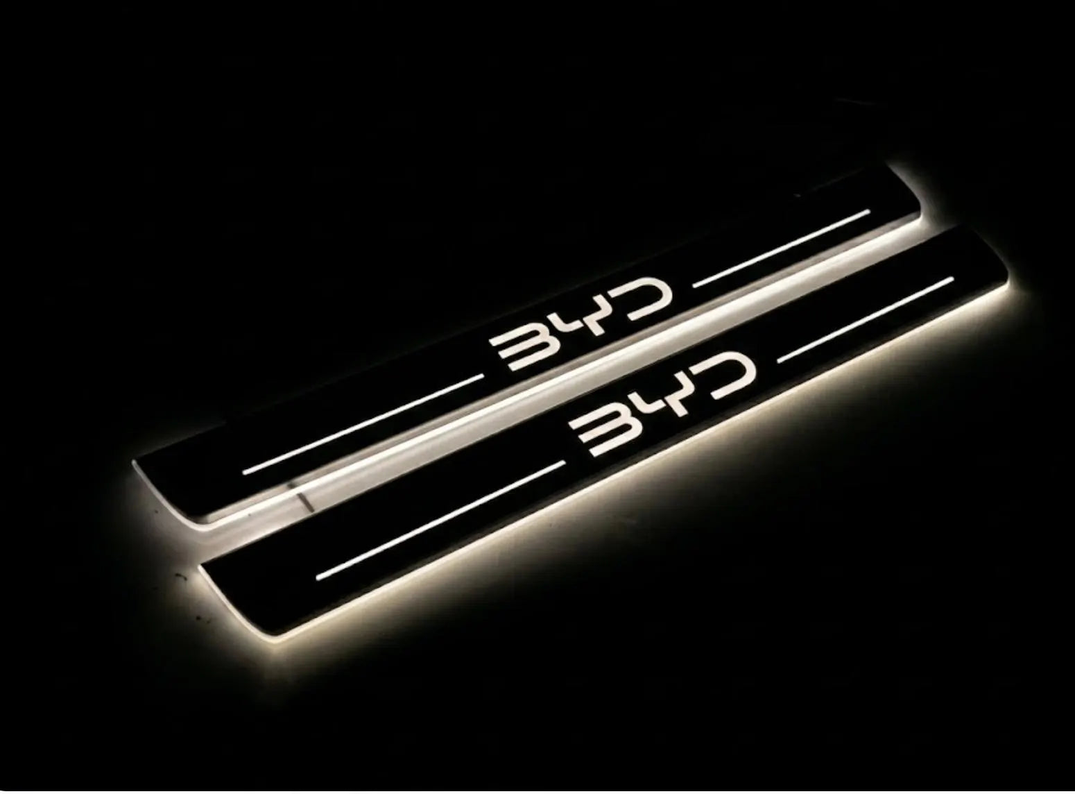 BYD Leopard 3 2025+ Stainless Steel LED Door Sills – BYD Logo