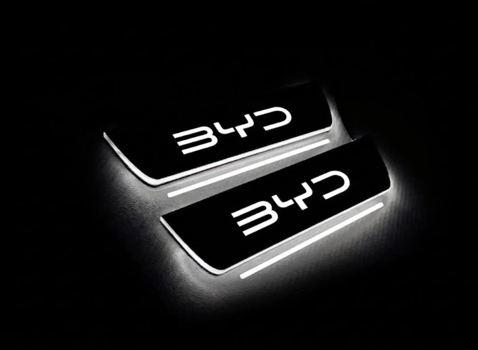 BYD Leopard 3 2025+ Stainless Steel LED Door Sills – BYD Logo