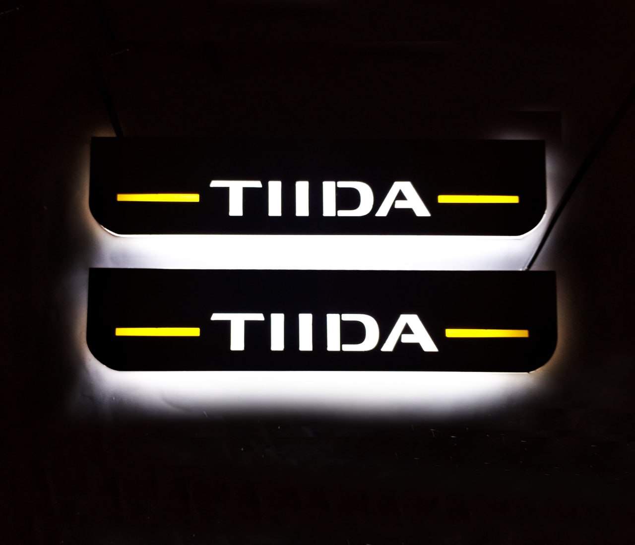stainless steel LED door sill plates for Nissan Tiida 2004+ with TIIDA logo