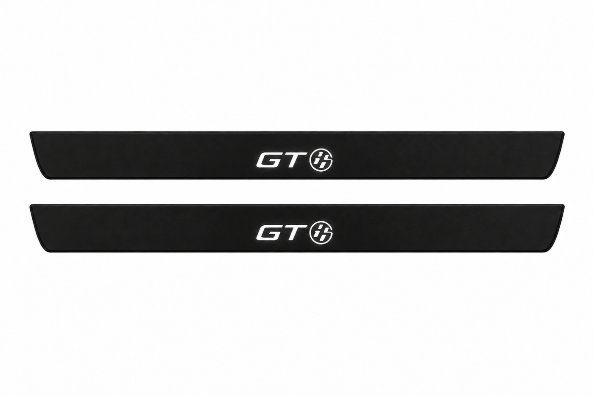 Catalogue illustration of two black Matte PRO front door sill plates with illuminated GT86 lettering on top. The edges remain unlit. No rear plates are shown; final dimensions are chosen for the GT86 Coupe ZN6 during manufacture.