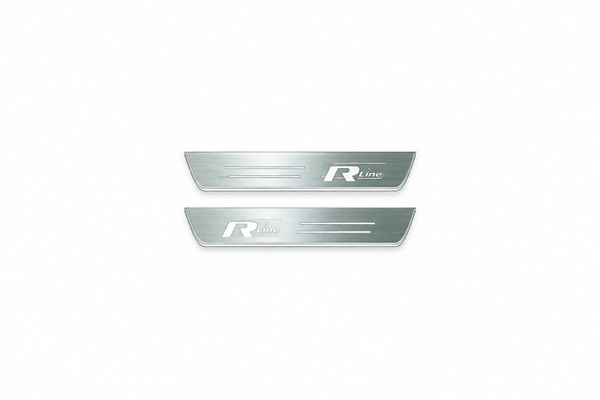 Rear pair unlit: Tiguan 5N edge-offset twin-line R-Line design, polished stainless steel